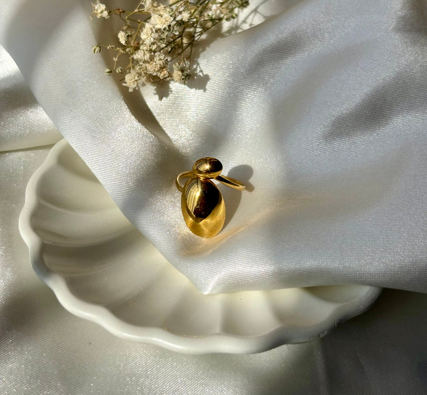 Lior ring