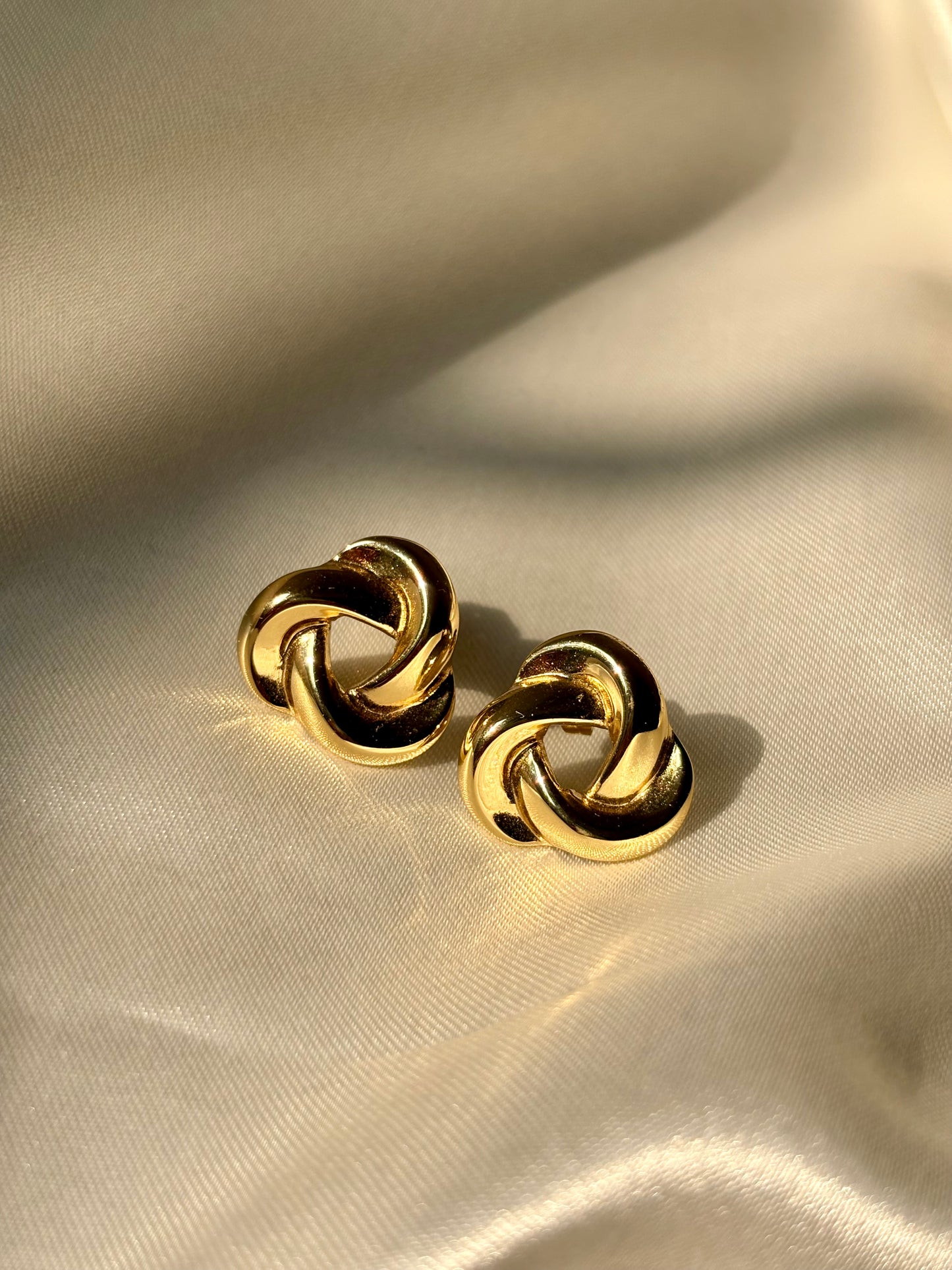 Mia earrings