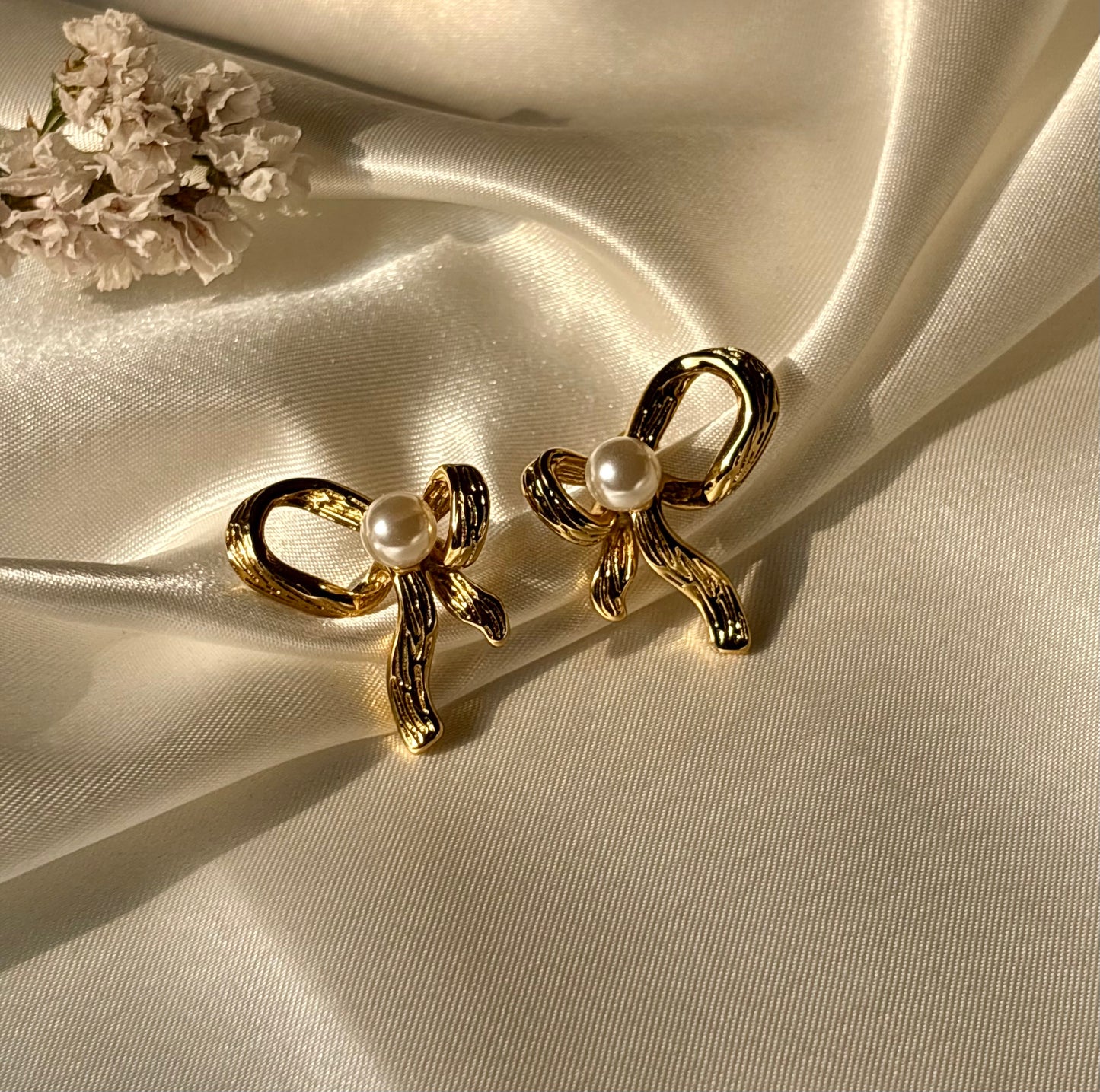 Bella earrings