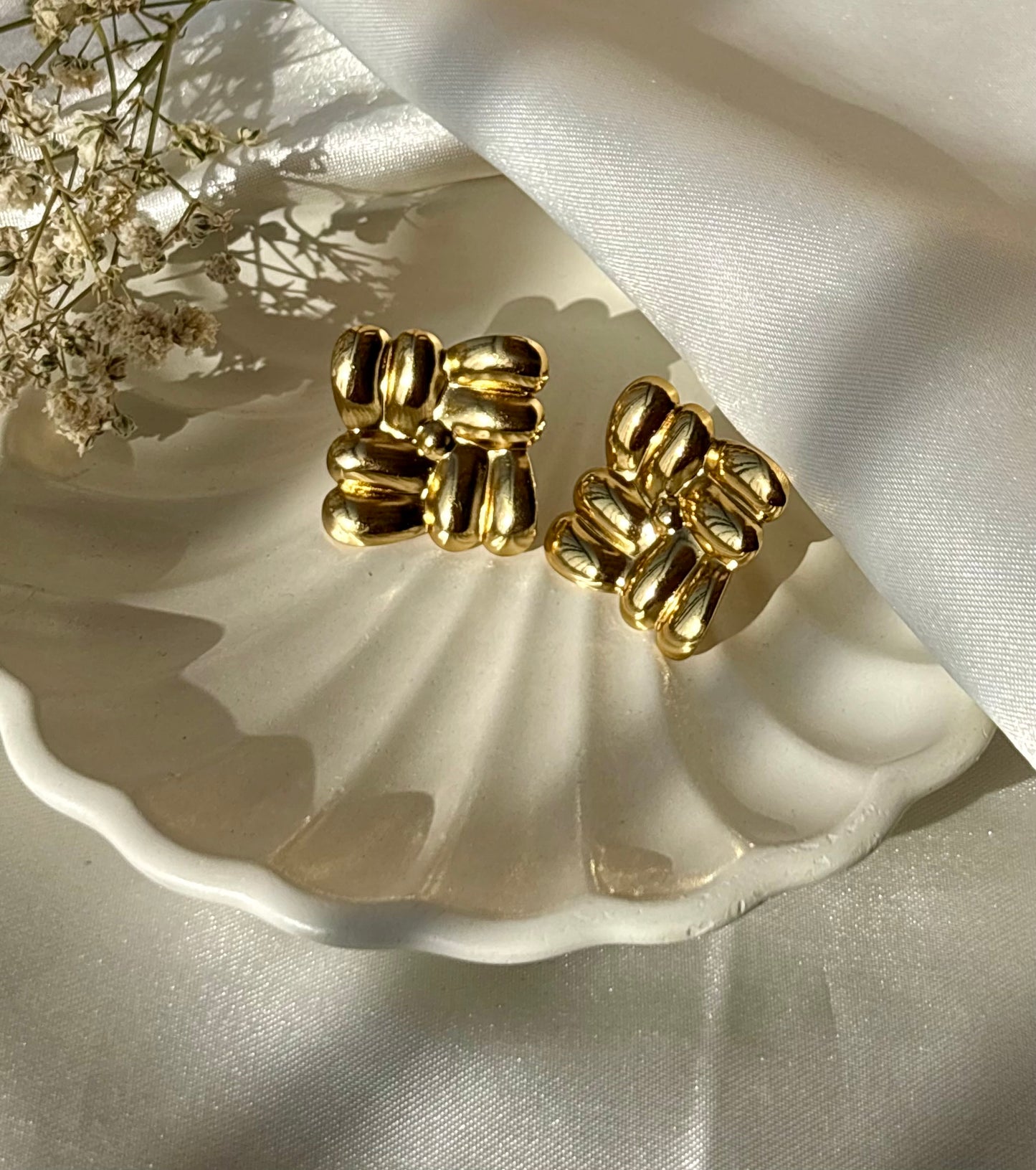 Aria earrings