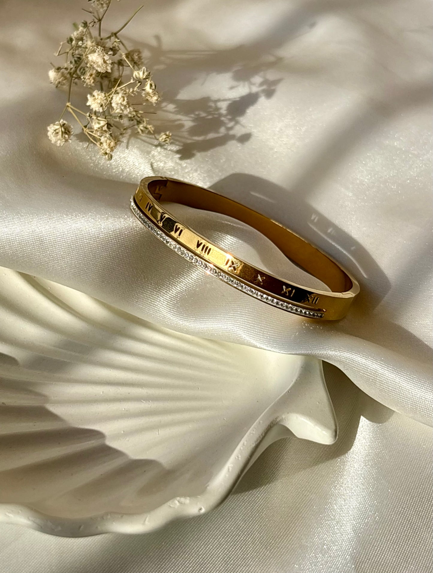 Eterna bracelet