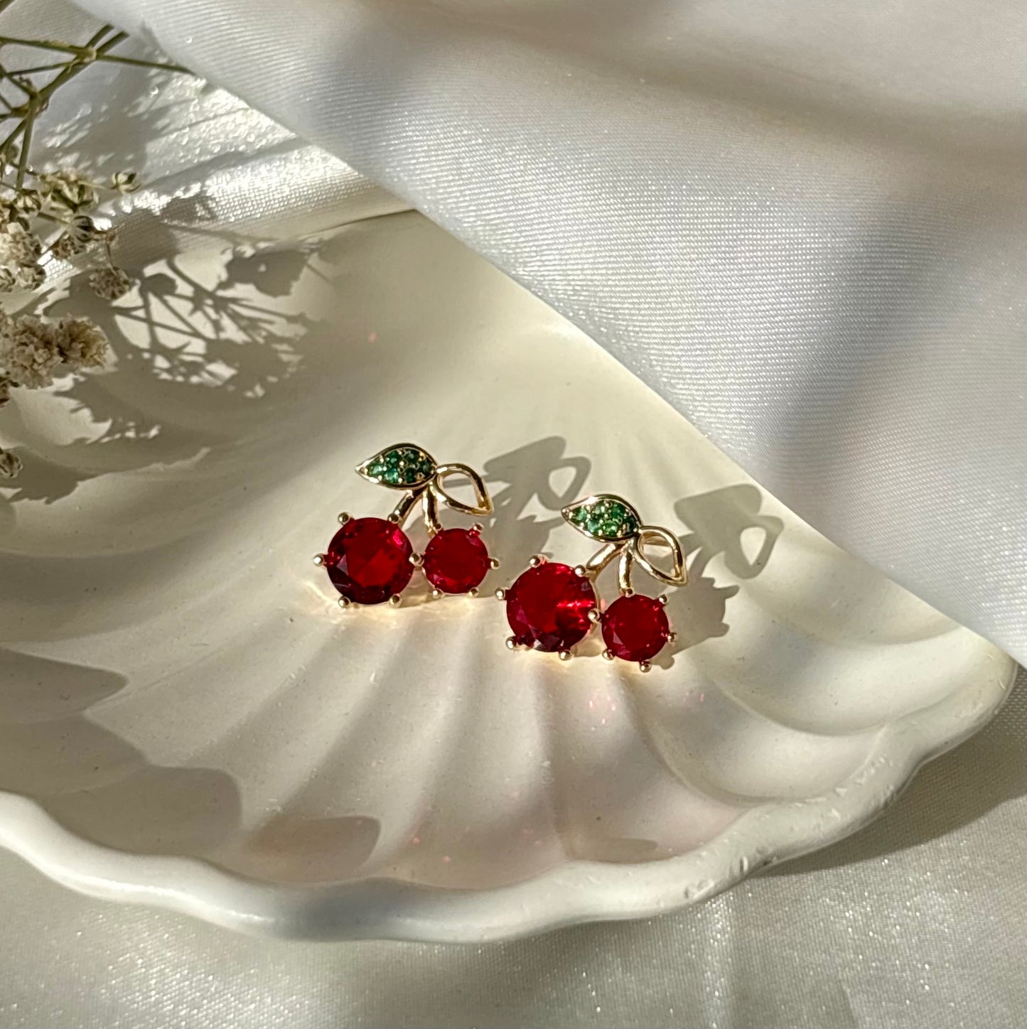 Clara earrings