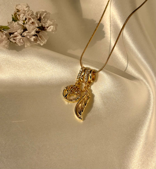 Serene necklace